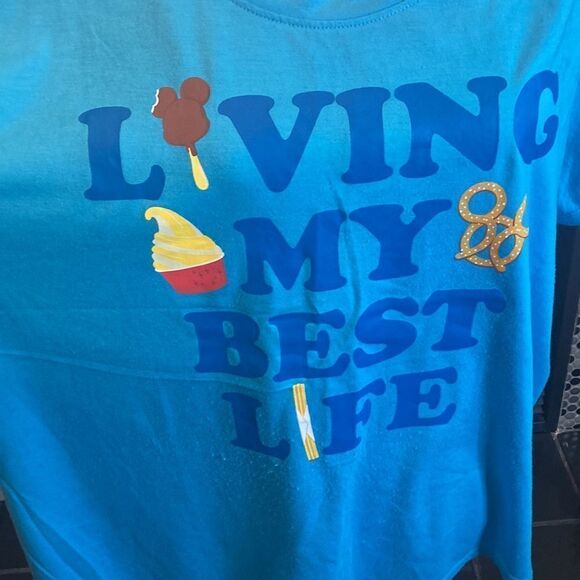 Disney Parks Living my best life T-shirt, size 2X, fair used condition - Picture 2 of 10